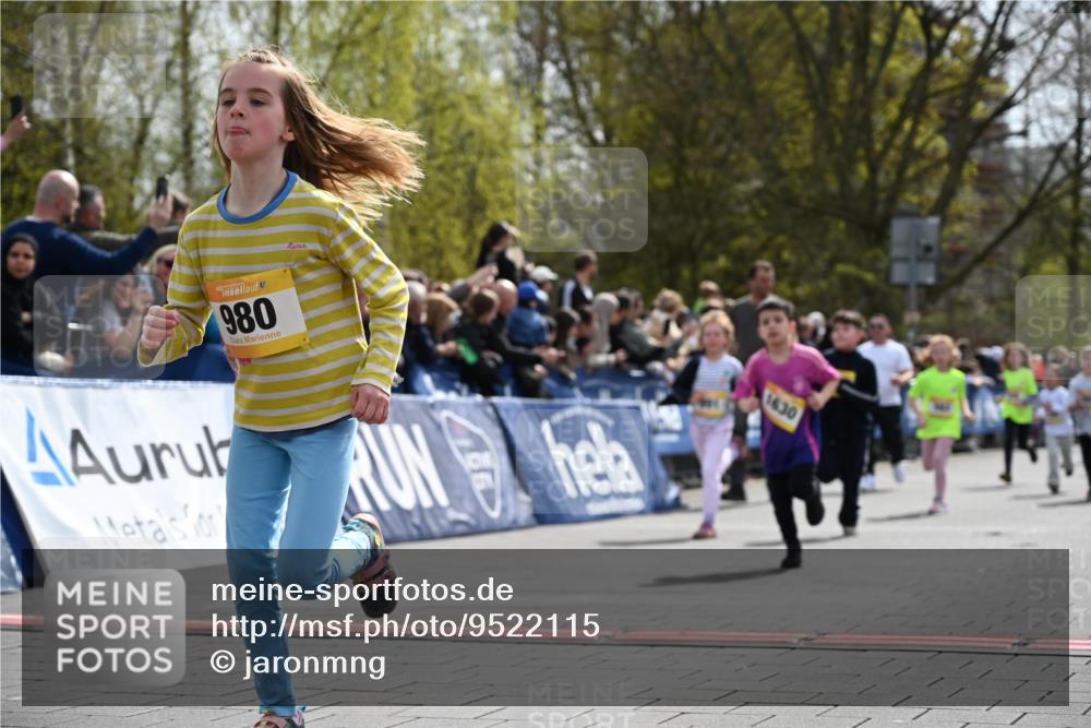 12.04.2026 - 45. Internationalen Wilhelmsburger Insellauf J. Mangold http://msf.ph/oto/9522115 12.04.2026 14:21:24 Ziel 139, 1611, 629, 566, 564, 607, 980, 1630, 991, 302, 562, 309, 282, 528 meine-sportfotos.de