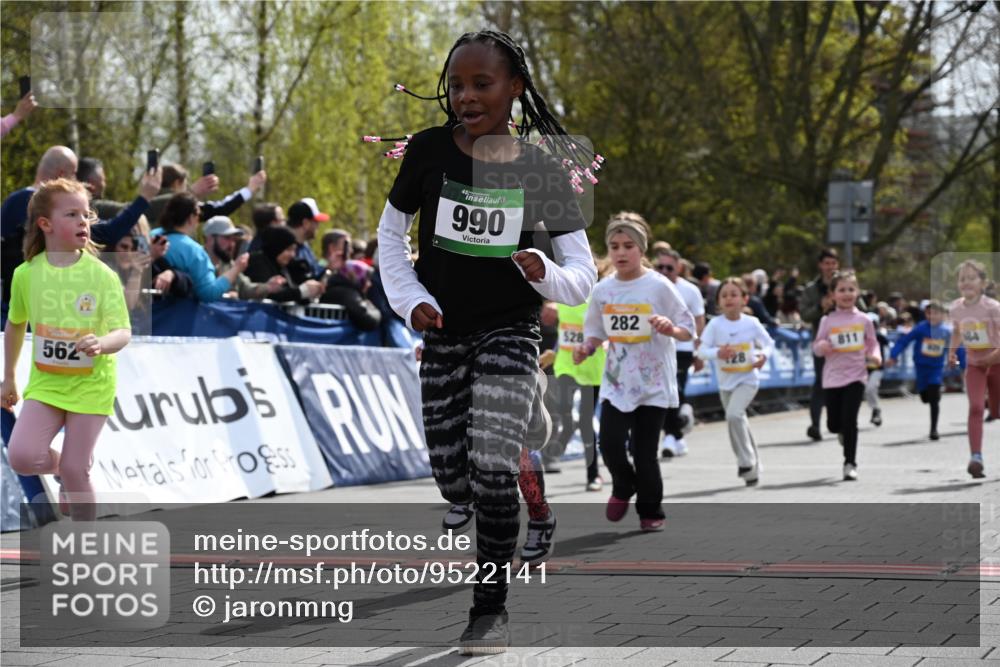 12.04.2026 - 45. Internationalen Wilhelmsburger Insellauf J. Mangold http://msf.ph/oto/9522141 12.04.2026 14:21:27 Ziel 980, 1630, 991, 302, 562, 309, 282, 528, 797, 984, 811, 128, 828, 1005, 925, 253 meine-sportfotos.de
