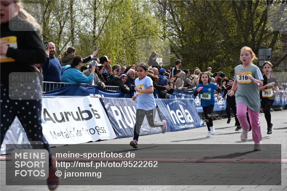 12.04.2026 - 45. Internationalen Wilhelmsburger Insellauf J. Mangold http://msf.ph/oto/9522262 12.04.2026 14:21:51 Ziel 66, 136, 729, 769, 646, 159, 1622, 317, 283, 134, 316, 792, 763, 255, 65, 1617, 969, 799, 974, 482 meine-sportfotos.de