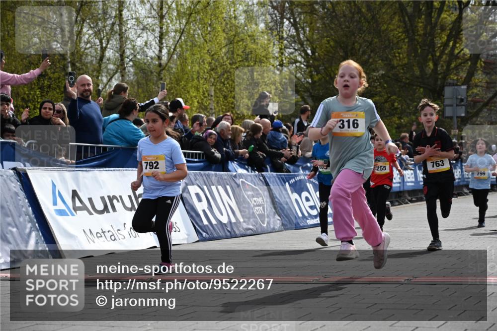 12.04.2026 - 45. Internationalen Wilhelmsburger Insellauf J. Mangold http://msf.ph/oto/9522267 12.04.2026 14:21:51 Ziel 66, 136, 729, 769, 646, 159, 1622, 317, 283, 134, 316, 792, 763, 255, 65, 1617, 969, 799, 974, 482 meine-sportfotos.de