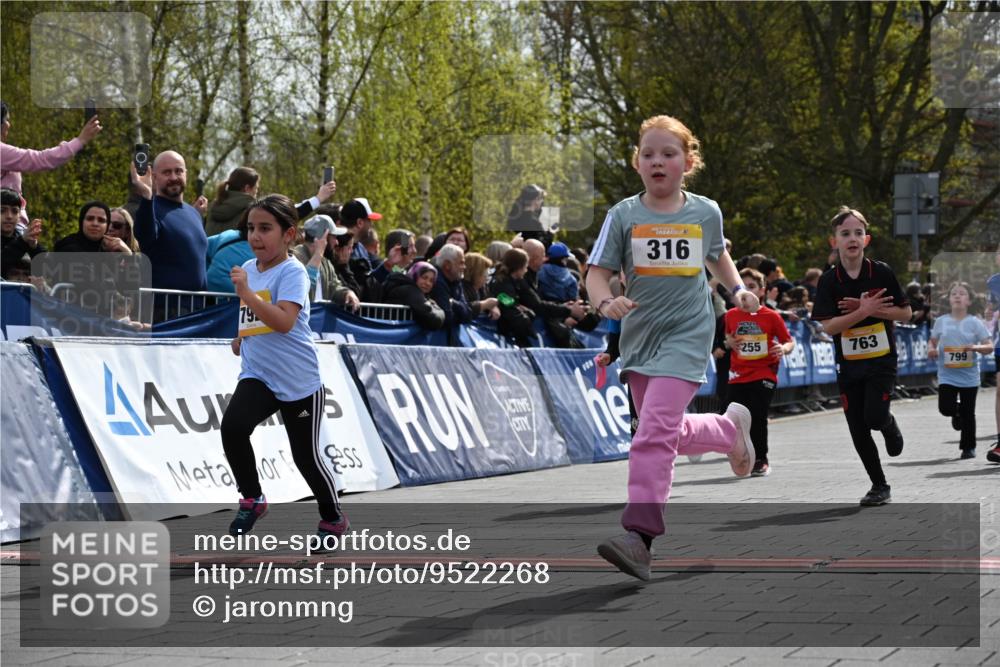 12.04.2026 - 45. Internationalen Wilhelmsburger Insellauf J. Mangold http://msf.ph/oto/9522268 12.04.2026 14:21:51 Ziel 66, 136, 729, 769, 646, 159, 1622, 317, 283, 134, 316, 792, 763, 255, 65, 1617, 969, 799, 974, 482 meine-sportfotos.de