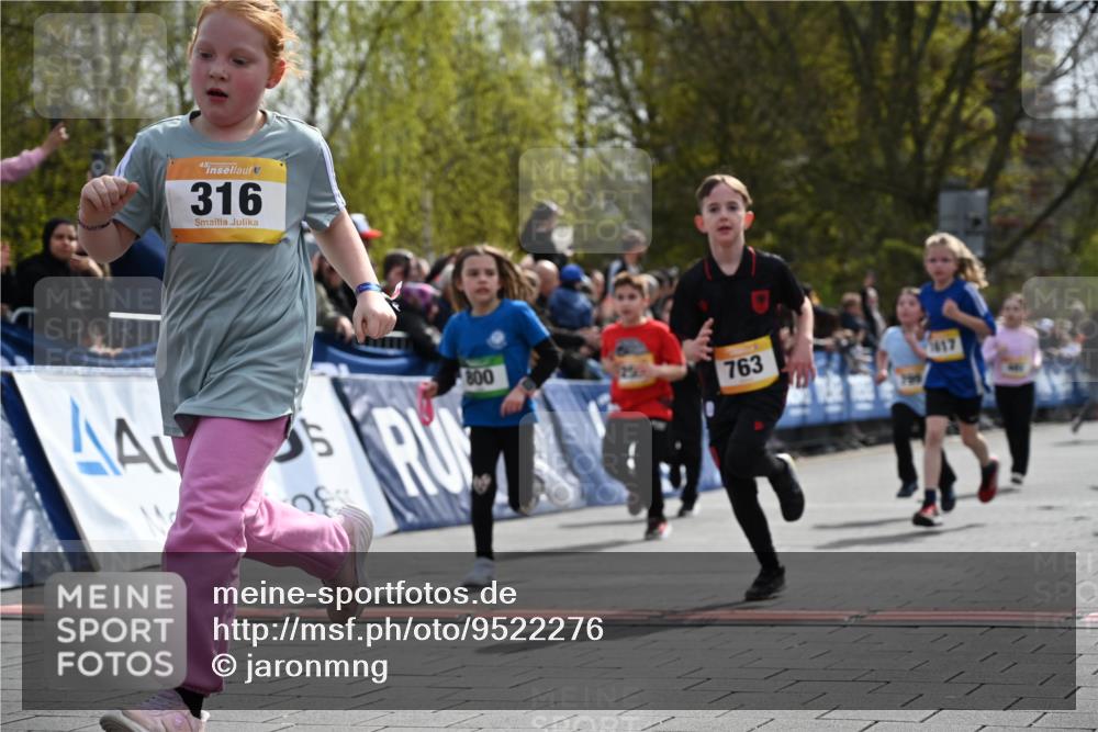 12.04.2026 - 45. Internationalen Wilhelmsburger Insellauf J. Mangold http://msf.ph/oto/9522276 12.04.2026 14:21:52 Ziel 136, 729, 769, 646, 159, 1622, 317, 283, 134, 316, 792, 763, 255, 65, 1617, 969, 799, 974, 482, 236 meine-sportfotos.de