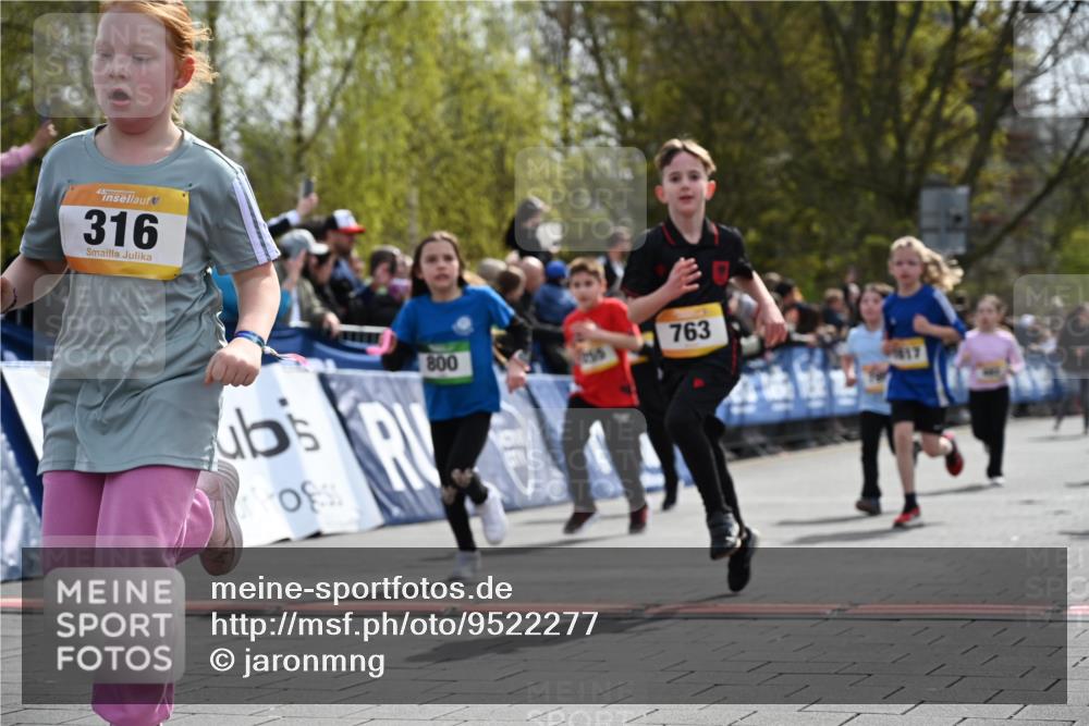 12.04.2026 - 45. Internationalen Wilhelmsburger Insellauf J. Mangold http://msf.ph/oto/9522277 12.04.2026 14:21:52 Ziel 136, 729, 769, 646, 159, 1622, 317, 283, 134, 316, 792, 763, 255, 65, 1617, 969, 799, 974, 482, 236 meine-sportfotos.de