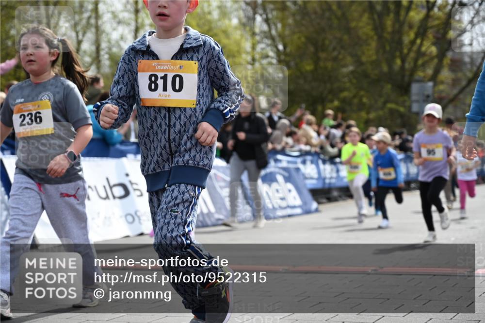 12.04.2026 - 45. Internationalen Wilhelmsburger Insellauf J. Mangold http://msf.ph/oto/9522315 12.04.2026 14:21:58 Ziel 969, 799, 974, 482, 236, 810, 488, 814, 95, 409, 595, 673, 924 meine-sportfotos.de