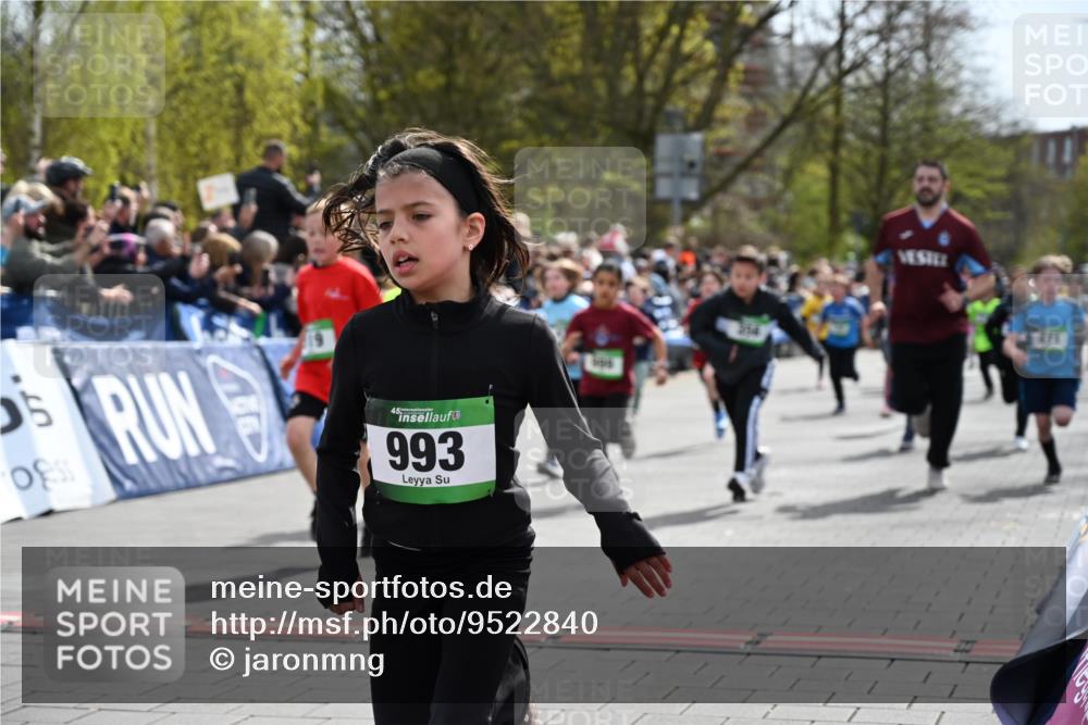12.04.2026 - 45. Internationalen Wilhelmsburger Insellauf J. Mangold http://msf.ph/oto/9522840 12.04.2026 14:34:54 Ziel 538, 40, 303, 993, 519, 999, 622, 471, 356, 47, 1021, 485, 489, 1016, 122, 476, 472, 575 meine-sportfotos.de