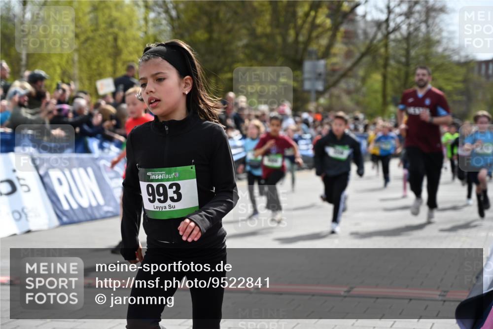 12.04.2026 - 45. Internationalen Wilhelmsburger Insellauf J. Mangold http://msf.ph/oto/9522841 12.04.2026 14:34:54 Ziel 538, 40, 303, 993, 519, 999, 622, 471, 356, 47, 1021, 485, 489, 1016, 122, 476, 472, 575 meine-sportfotos.de
