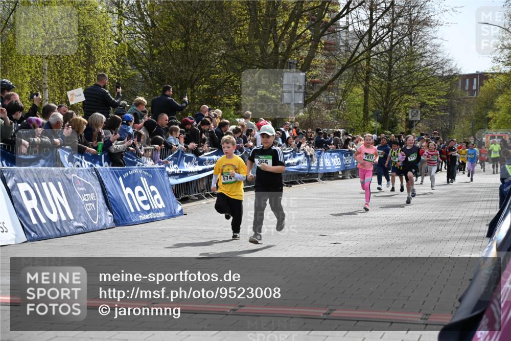 12.04.2026 - 45. Internationalen Wilhelmsburger Insellauf J. Mangold http://msf.ph/oto/9523008 12.04.2026 14:35:23 Ziel 873, 142, 522, 1009, 419, 80, 366, 574, 1017 meine-sportfotos.de