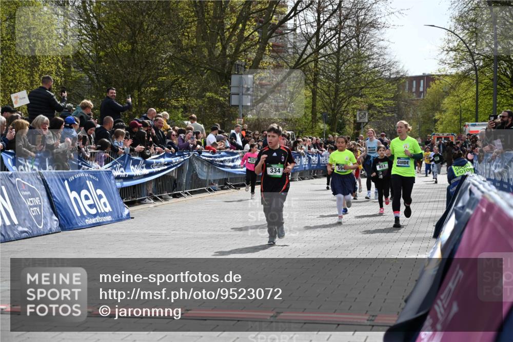 12.04.2026 - 45. Internationalen Wilhelmsburger Insellauf J. Mangold http://msf.ph/oto/9523072 12.04.2026 14:35:33 Ziel 312, 340, 848, 1728, 474, 484, 137, 582, 334, 514, 594, 680, 851 meine-sportfotos.de
