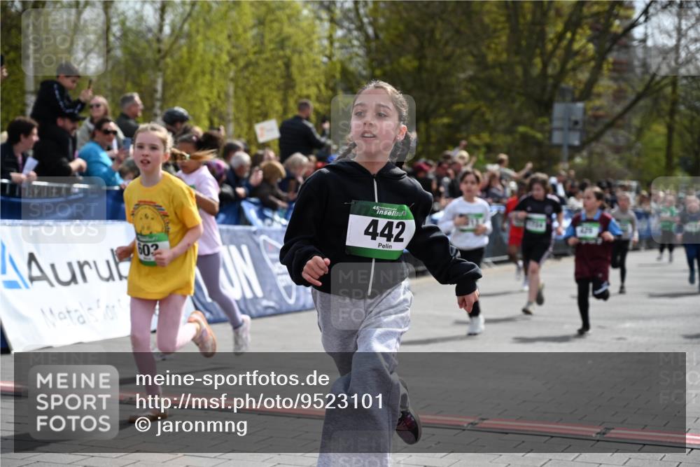 12.04.2026 - 45. Internationalen Wilhelmsburger Insellauf J. Mangold http://msf.ph/oto/9523101 12.04.2026 14:35:40 Ziel 514, 594, 680, 851, 515, 432, 513, 442, 603, 364, 425, 813, 674, 1724, 118, 322, 525 meine-sportfotos.de