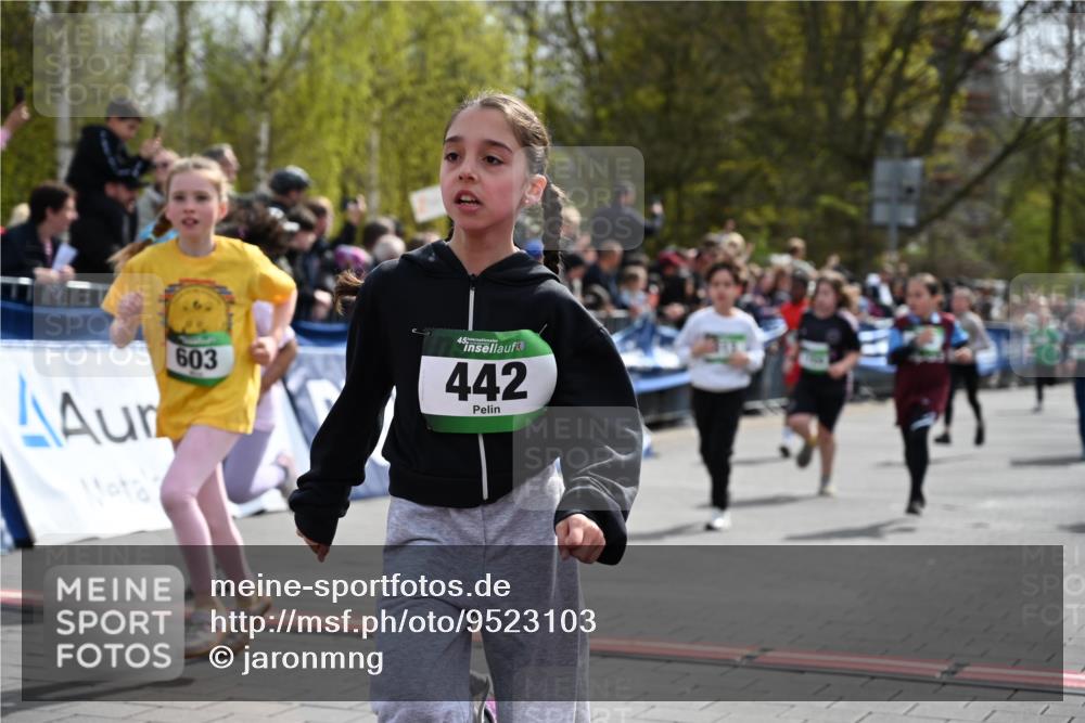 12.04.2026 - 45. Internationalen Wilhelmsburger Insellauf J. Mangold http://msf.ph/oto/9523103 12.04.2026 14:35:40 Ziel 514, 594, 680, 851, 515, 432, 513, 442, 603, 364, 425, 813, 674, 1724, 118, 322, 525 meine-sportfotos.de