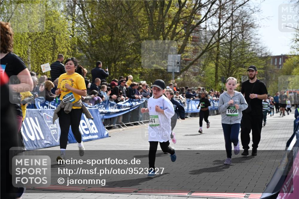12.04.2026 - 45. Internationalen Wilhelmsburger Insellauf J. Mangold http://msf.ph/oto/9523227 12.04.2026 14:36:03 Ziel 344, 90, 1732, 847, 641, 1056, 411, 93, 148 meine-sportfotos.de