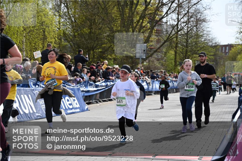 12.04.2026 - 45. Internationalen Wilhelmsburger Insellauf J. Mangold http://msf.ph/oto/9523228 12.04.2026 14:36:03 Ziel 344, 90, 1732, 847, 641, 1056, 411, 93, 148 meine-sportfotos.de