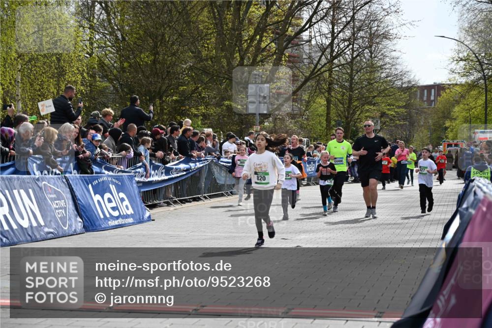 12.04.2026 - 45. Internationalen Wilhelmsburger Insellauf J. Mangold http://msf.ph/oto/9523268 12.04.2026 14:36:10 Ziel 93, 148, 1710, 863, 820, 328, 1025, 360, 325 meine-sportfotos.de