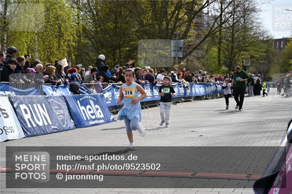 12.04.2026 - 45. Internationalen Wilhelmsburger Insellauf J. Mangold http://msf.ph/oto/9523502 12.04.2026 14:37:08 Ziel 92, 874, 297 meine-sportfotos.de