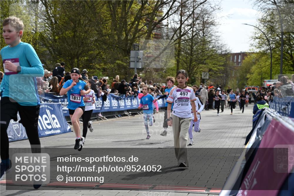 12.04.2026 - 45. Internationalen Wilhelmsburger Insellauf J. Mangold http://msf.ph/oto/9524052 12.04.2026 14:49:46 Ziel 879, 1839, 401, 1812, 106, 169, 1, 1813, 497, 1808, 406, 1811, 367, 1830, 1848, 439 meine-sportfotos.de