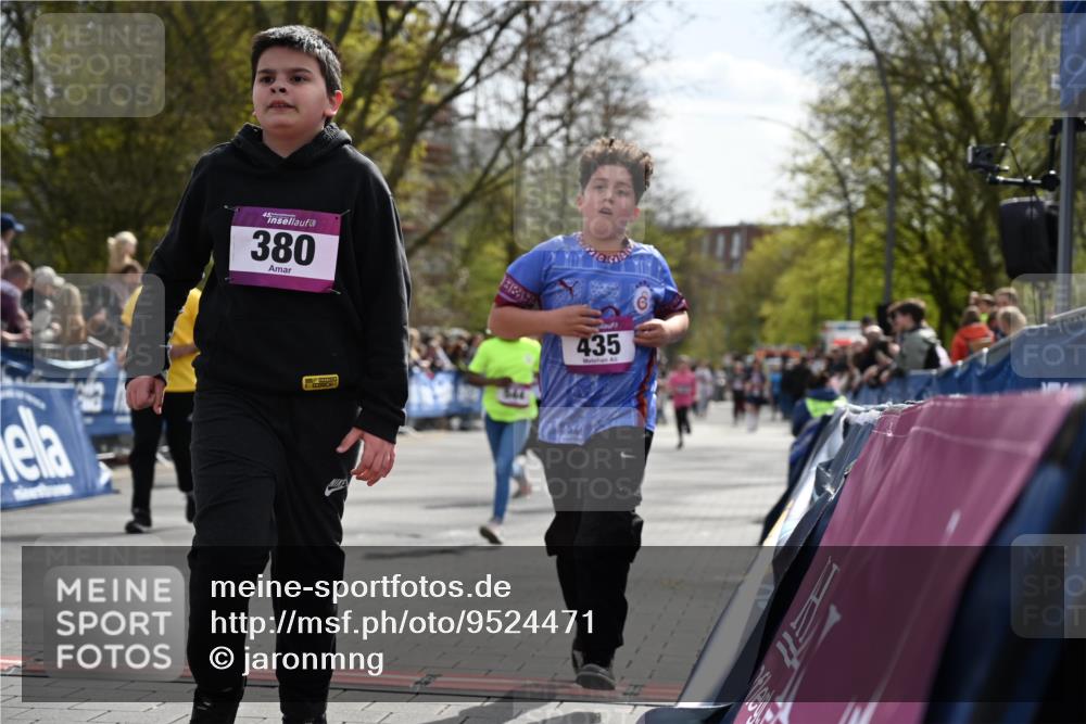 12.04.2026 - 45. Internationalen Wilhelmsburger Insellauf J. Mangold http://msf.ph/oto/9524471 12.04.2026 14:51:15 Ziel 1054, 1843, 380, 435, 1051, 544, 444, 868, 852 meine-sportfotos.de