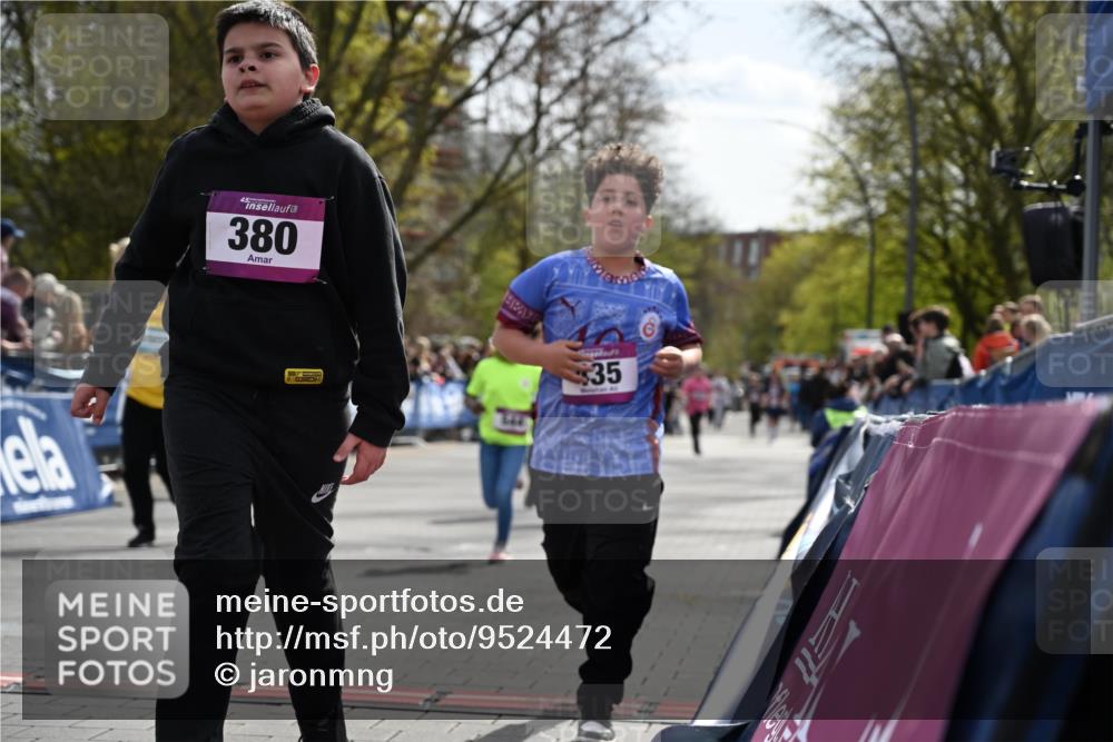 12.04.2026 - 45. Internationalen Wilhelmsburger Insellauf J. Mangold http://msf.ph/oto/9524472 12.04.2026 14:51:15 Ziel 1054, 1843, 380, 435, 1051, 544, 444, 868, 852 meine-sportfotos.de