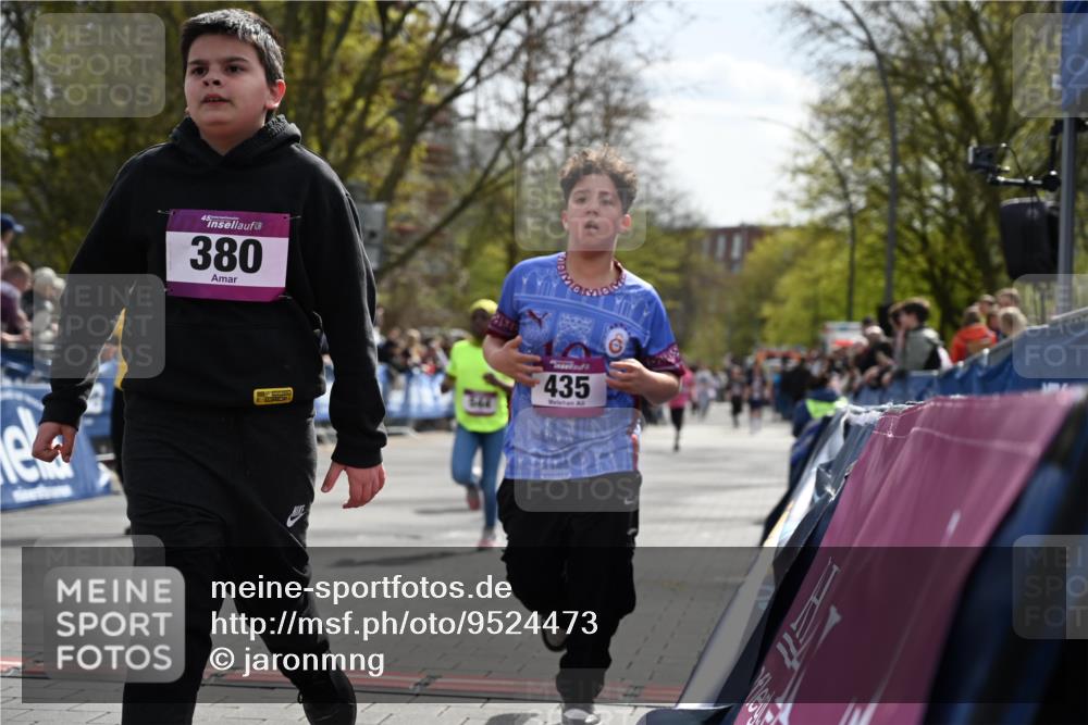 12.04.2026 - 45. Internationalen Wilhelmsburger Insellauf J. Mangold http://msf.ph/oto/9524473 12.04.2026 14:51:15 Ziel 1054, 1843, 380, 435, 1051, 544, 444, 868, 852 meine-sportfotos.de