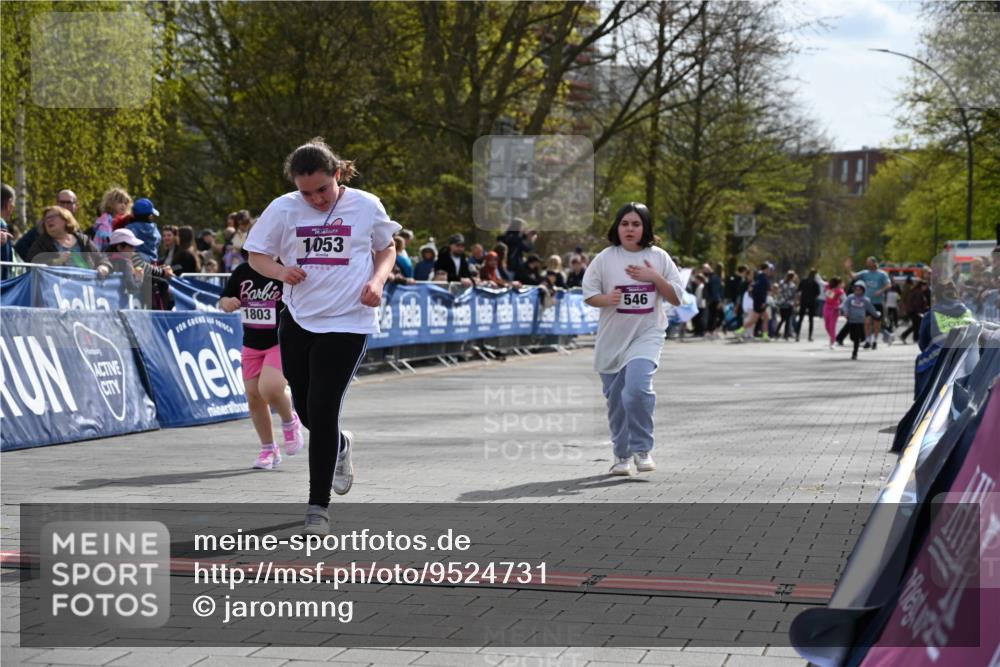 12.04.2026 - 45. Internationalen Wilhelmsburger Insellauf J. Mangold http://msf.ph/oto/9524731 12.04.2026 14:52:38 Ziel 1053, 546, 1803 meine-sportfotos.de