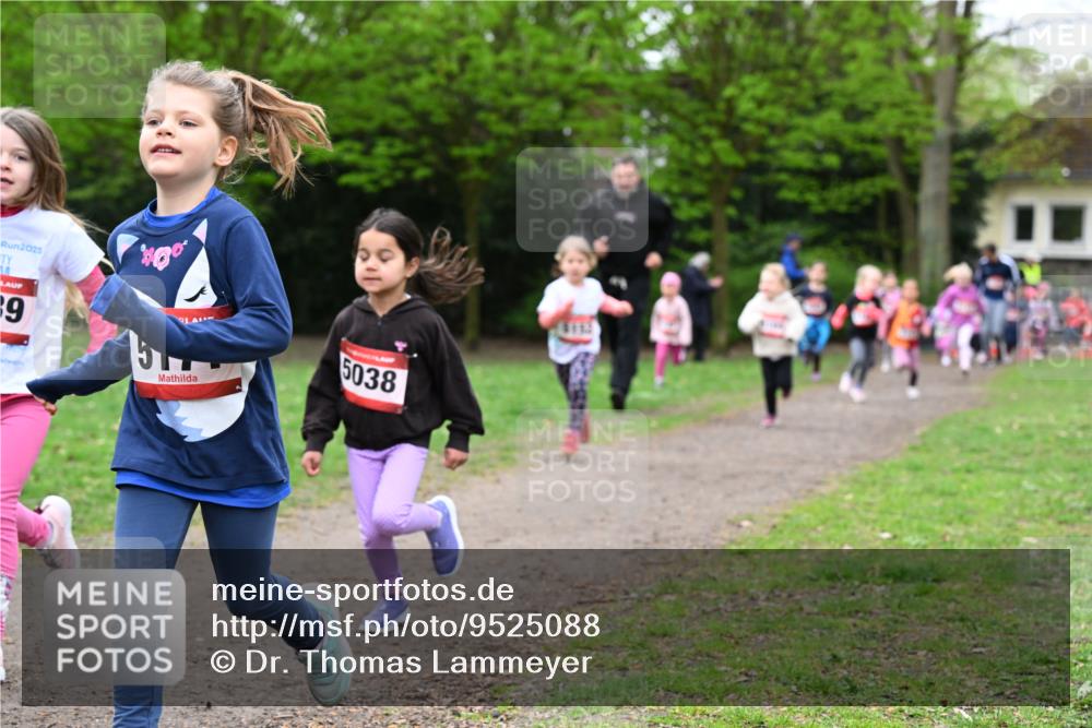 19.04.2026 - Hammer Lauf Dr. Thomas Lammeyer http://msf.ph/oto/9525088 19.04.2026 09:01:10 Laufen 2025, 517, 5038, 9112 meine-sportfotos.de