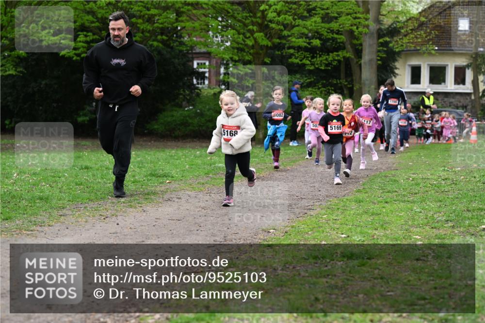 19.04.2026 - Hammer Lauf Dr. Thomas Lammeyer http://msf.ph/oto/9525103 19.04.2026 09:01:12 Laufen 5168, 082, 503, 5169, 1030, 117 meine-sportfotos.de