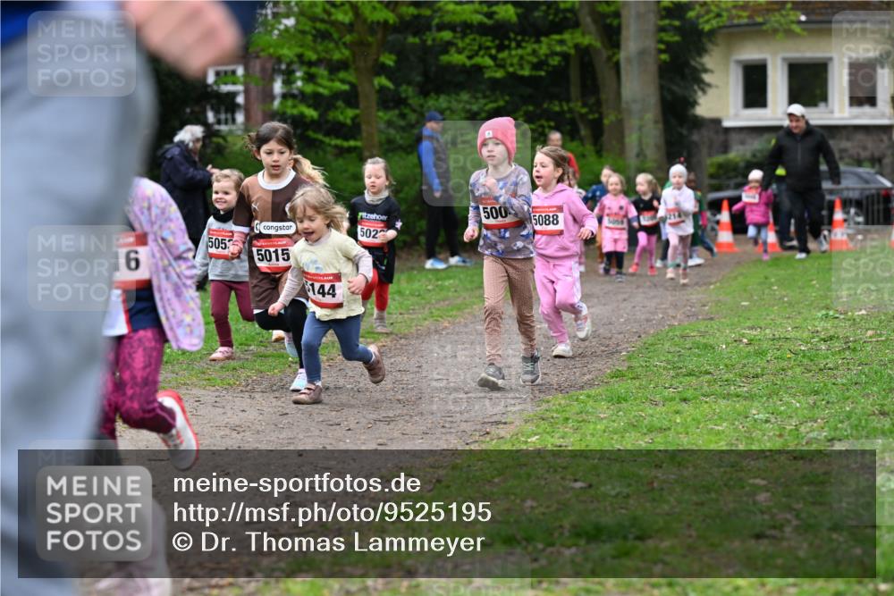 19.04.2026 - Hammer Lauf Dr. Thomas Lammeyer http://msf.ph/oto/9525195 19.04.2026 09:01:21 Laufen 502, 505, 5015, 144, 500, 5088, 5056, 214 meine-sportfotos.de