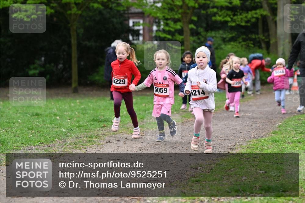 19.04.2026 - Hammer Lauf Dr. Thomas Lammeyer http://msf.ph/oto/9525251 19.04.2026 09:01:27 Laufen 5229, 5059, 214, 5048 meine-sportfotos.de
