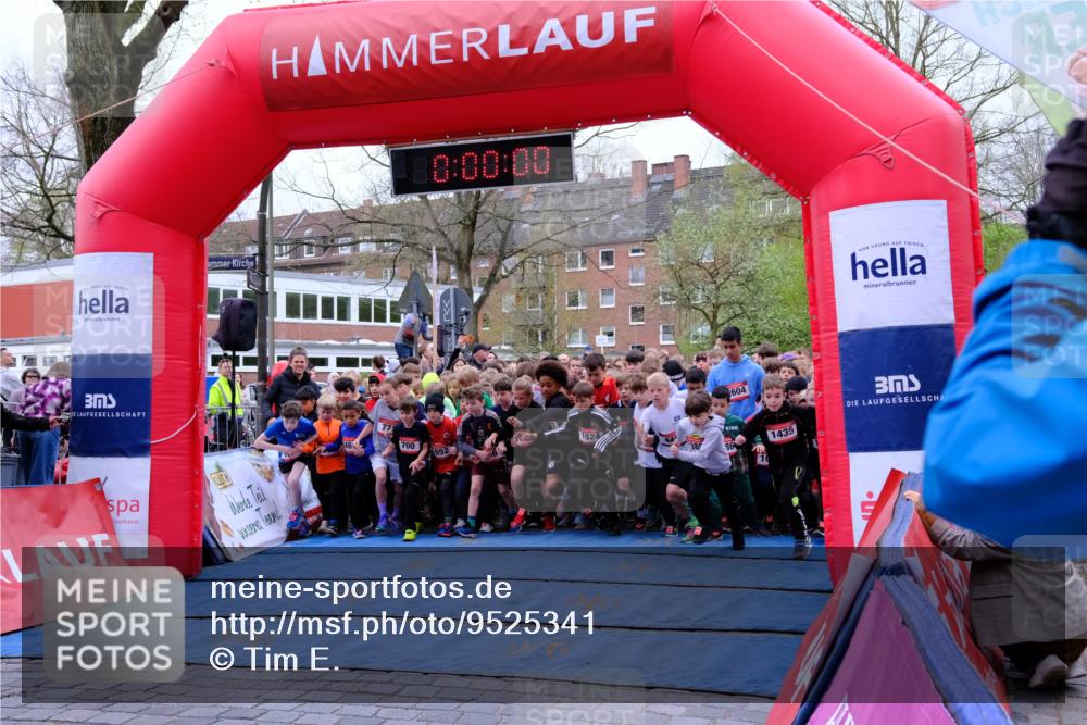 19.04.2026 - Hammer Lauf Tim E. http://msf.ph/oto/9525341 19.04.2026 09:20:28 Ziel 393, 394, 447, 448, 458, 462, 496, 497, 517, 586, 587, 594, 595, 598, 640, 700, 708, 722, 769, 771, 788, 840, 841, 874, 875, 897, 900, 904, 925, 926, 927, 961, 962, 965, 1039, 1040, 1052, 1055, 1060, 1065, 1078, 1086, 1087, 1139, 1155, 1172, 1173, 1191, 1192, 1195, 1199, 1213, 1222, 1223, 1237, 1238, 1240, 1241, 1245, 1257, 1272, 1287, 1306 meine-sportfotos.de