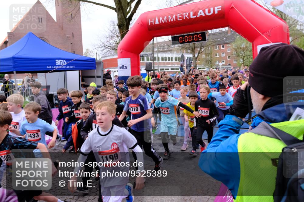 19.04.2026 - Hammer Lauf Tim E. http://msf.ph/oto/9525389 19.04.2026 09:20:33 Ziel 393, 394, 447, 448, 456, 458, 462, 496, 497, 517, 569, 586, 587, 591, 594, 595, 598, 633, 640, 644, 694, 700, 708, 722, 769, 771, 787, 788, 840, 841, 874, 875, 893, 897, 900, 904, 924, 925, 926, 927, 946, 961, 962, 965, 993, 1006, 1014, 1024, 1039, 1040, 1052, 1055, 1057, 1058, 1060, 1065, 1078, 1086, 1087, 1094, 1139, 1155, 1156, 1172, 1173, 1180, 1191, 1192, 1195, 1197, 1199, 1205, 1213, 1222, 1223, 1237, 1238, 1240, 1241, 1242, 1245, 1257, 1259, 1272, 1281, 1282, 1283, 1287, 1306 meine-sportfotos.de