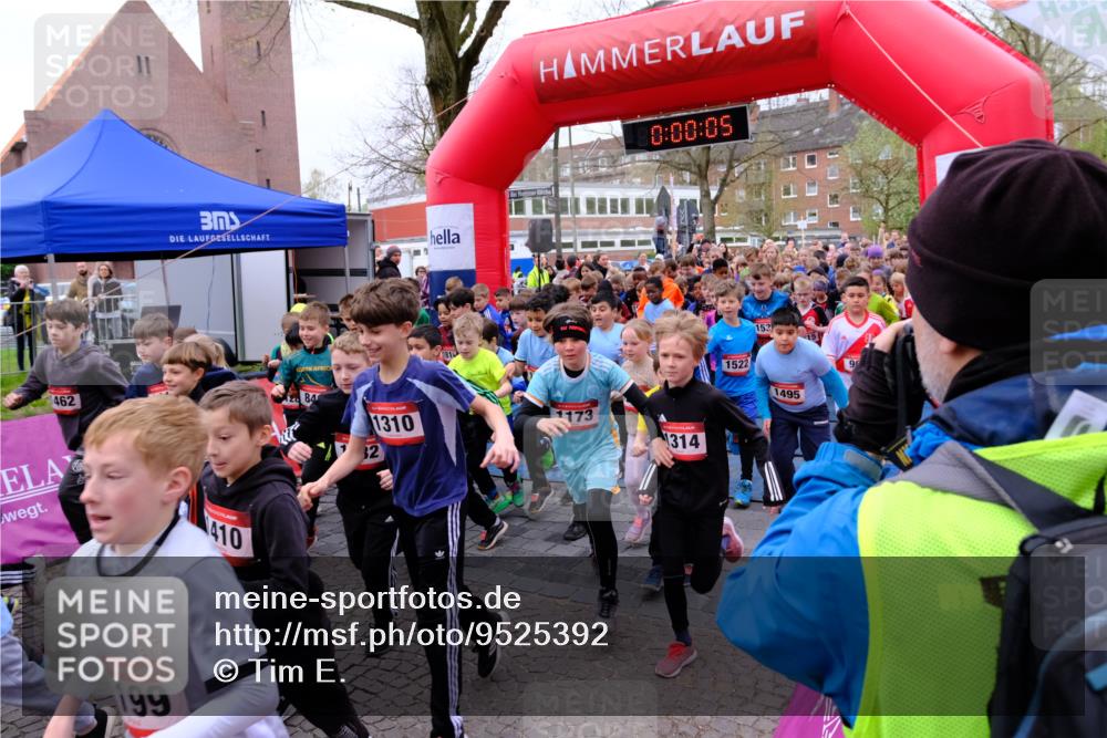 19.04.2026 - Hammer Lauf Tim E. http://msf.ph/oto/9525392 19.04.2026 09:20:34 Ziel 393, 394, 447, 456, 458, 462, 496, 497, 517, 550, 569, 591, 594, 595, 598, 633, 640, 644, 694, 708, 722, 769, 787, 788, 840, 841, 875, 884, 893, 897, 899, 900, 904, 924, 925, 926, 927, 946, 961, 962, 965, 970, 993, 1006, 1014, 1024, 1055, 1057, 1058, 1060, 1078, 1087, 1094, 1154, 1155, 1156, 1172, 1173, 1180, 1191, 1192, 1197, 1199, 1205, 1213, 1222, 1223, 1238, 1240, 1241, 1242, 1245, 1259, 1272, 1281, 1282, 1283, 1287, 1306, 1382, 1384, 1416, 1419, 1424, 1661 meine-sportfotos.de