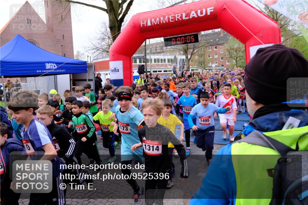 19.04.2026 - Hammer Lauf Tim E. http://msf.ph/oto/9525396 19.04.2026 09:20:34 Ziel 393, 394, 447, 456, 458, 462, 496, 497, 517, 550, 569, 591, 594, 595, 598, 633, 640, 644, 694, 708, 722, 769, 787, 788, 840, 841, 875, 884, 893, 897, 899, 900, 904, 924, 925, 926, 927, 946, 961, 962, 965, 970, 993, 1006, 1014, 1024, 1055, 1057, 1058, 1060, 1078, 1087, 1094, 1154, 1155, 1156, 1172, 1173, 1180, 1191, 1192, 1197, 1199, 1205, 1213, 1222, 1223, 1238, 1240, 1241, 1242, 1245, 1259, 1272, 1281, 1282, 1283, 1287, 1306, 1382, 1384, 1416, 1419, 1424, 1661 meine-sportfotos.de