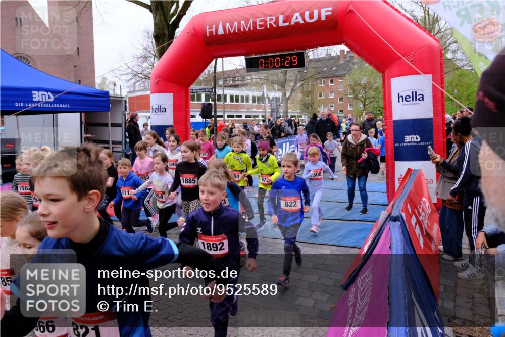 19.04.2026 - Hammer Lauf Tim E. http://msf.ph/oto/9525589 19.04.2026 09:20:57 Ziel 363, 560, 746, 780, 811, 821, 822, 824, 829, 839, 851, 866, 870, 873, 880, 958, 1019, 1054, 1090, 1095, 1113, 1185, 1193, 1194, 1232, 1233, 1248, 1284, 1285, 1286, 1308, 1312, 1313, 1324, 1363, 1381, 1427, 1430, 1441, 1512, 1557, 1562, 1653, 1709, 1753, 1835, 1861, 1881, 1885, 1892 meine-sportfotos.de