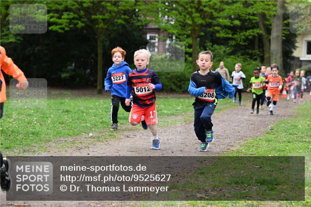 19.04.2026 - Hammer Lauf Dr. Thomas Lammeyer http://msf.ph/oto/9525627 19.04.2026 09:10:49 Laufen 5227, 5012, 5208, 50815215 meine-sportfotos.de