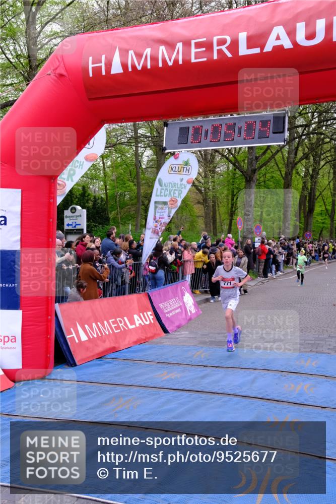 19.04.2026 - Hammer Lauf Tim E. http://msf.ph/oto/9525677 19.04.2026 09:25:33 Ziel 393, 771, 1040, 1065, 1879 meine-sportfotos.de