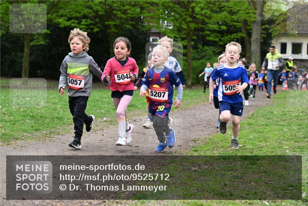 19.04.2026 - Hammer Lauf Dr. Thomas Lammeyer http://msf.ph/oto/9525712 19.04.2026 09:10:58 Laufen 5057, 5043, 5207, 505 meine-sportfotos.de