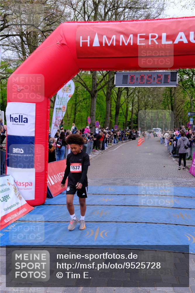 19.04.2026 - Hammer Lauf Tim E. http://msf.ph/oto/9525728 19.04.2026 09:25:49 Ziel 394, 1537 meine-sportfotos.de