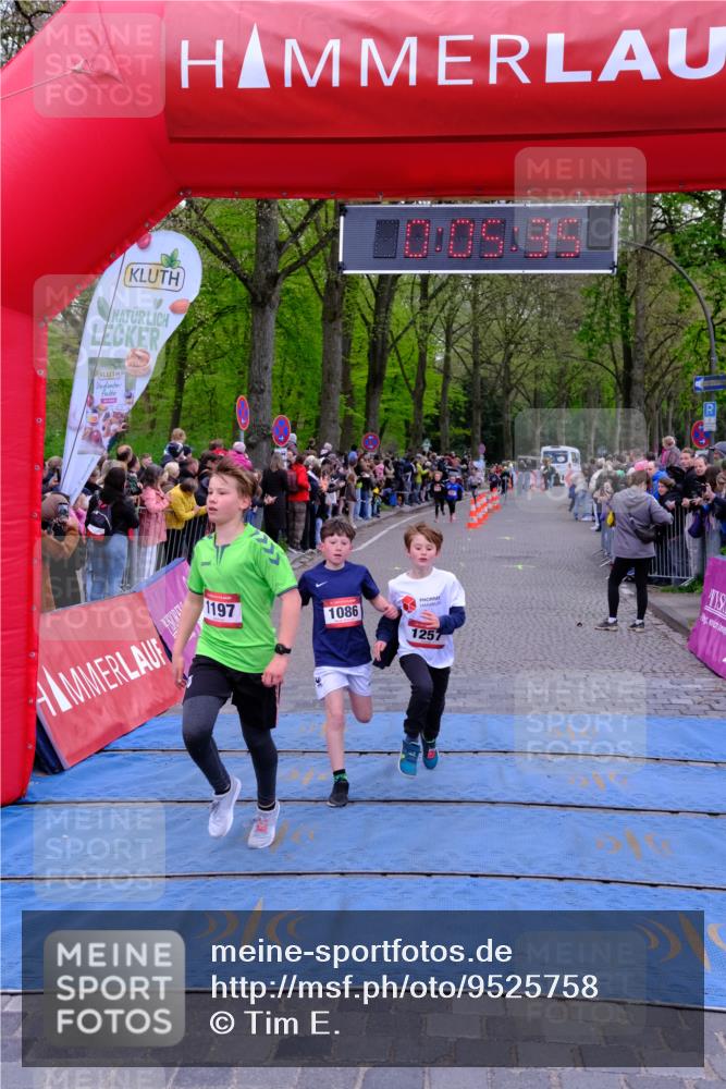 19.04.2026 - Hammer Lauf Tim E. http://msf.ph/oto/9525758 19.04.2026 09:26:04 Ziel 904, 1086, 1197, 1199, 1257, 1314, 1519 meine-sportfotos.de