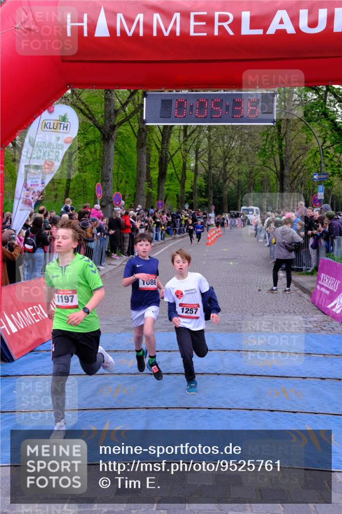 19.04.2026 - Hammer Lauf Tim E. http://msf.ph/oto/9525761 19.04.2026 09:26:04 Ziel 904, 1086, 1197, 1199, 1257, 1314, 1519 meine-sportfotos.de