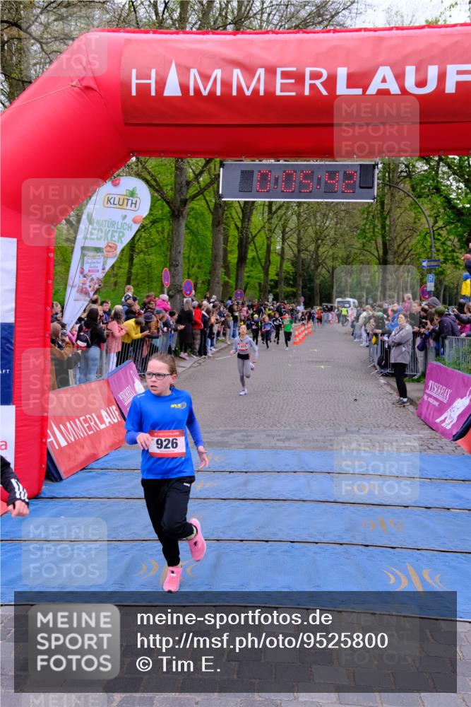 19.04.2026 - Hammer Lauf Tim E. http://msf.ph/oto/9525800 19.04.2026 09:26:10 Ziel 926, 1241, 1314, 1348, 1405, 1524, 1893 meine-sportfotos.de