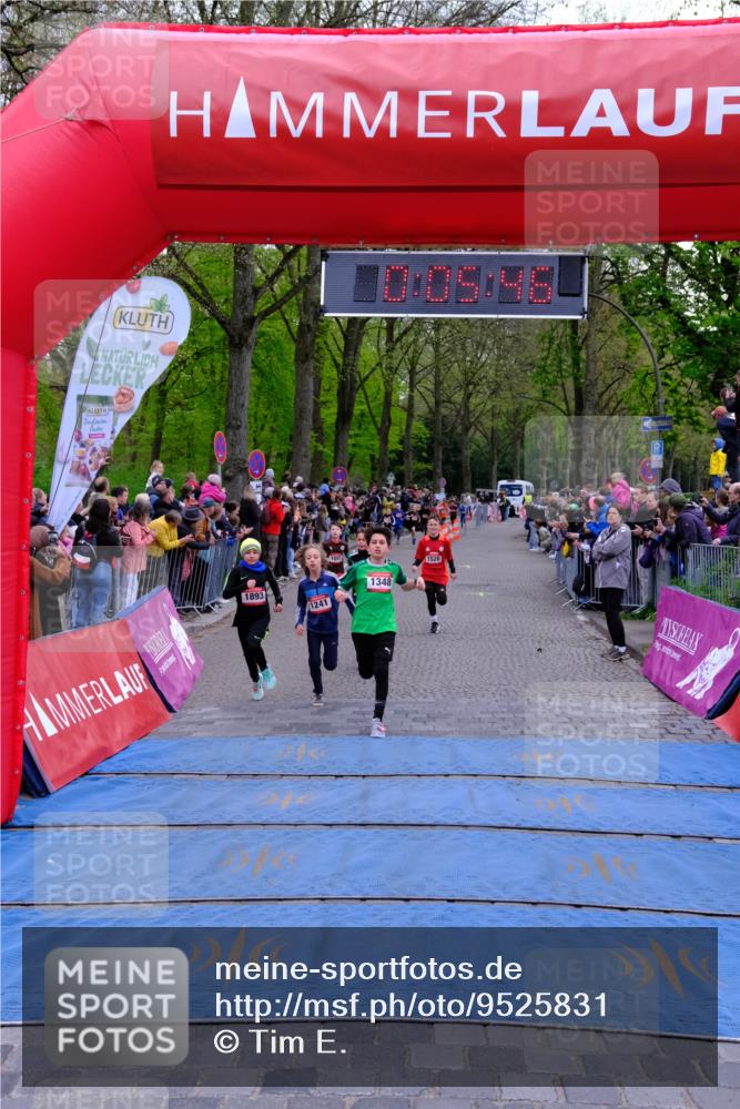 19.04.2026 - Hammer Lauf Tim E. http://msf.ph/oto/9525831 19.04.2026 09:26:14 Ziel 926, 1055, 1241, 1314, 1348, 1405, 1524, 1528, 1893 meine-sportfotos.de