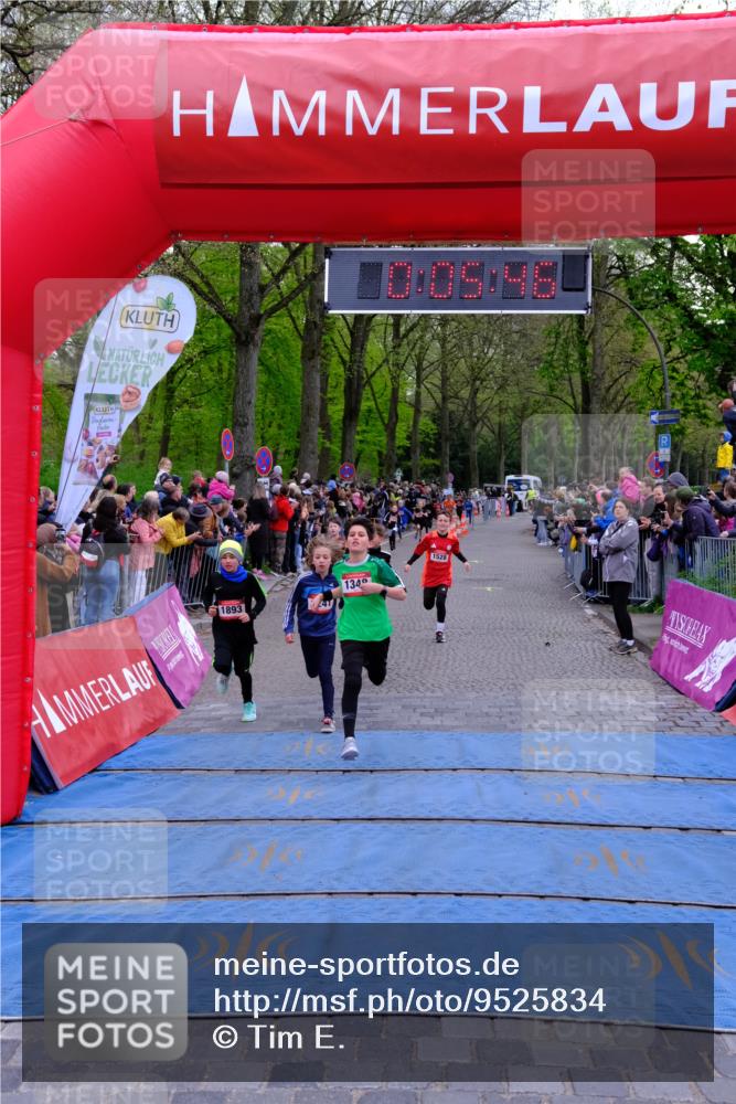 19.04.2026 - Hammer Lauf Tim E. http://msf.ph/oto/9525834 19.04.2026 09:26:14 Ziel 926, 1055, 1241, 1314, 1348, 1405, 1524, 1528, 1893 meine-sportfotos.de
