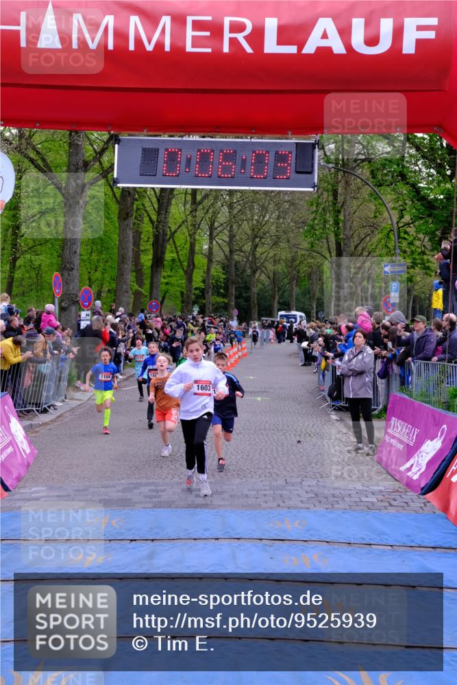 19.04.2026 - Hammer Lauf Tim E. http://msf.ph/oto/9525939 19.04.2026 09:26:32 Ziel 633, 1052, 1154, 1173, 1223, 1325, 1396, 1398, 1526, 1535, 1538, 1603, 1637, 1809, 1811 meine-sportfotos.de