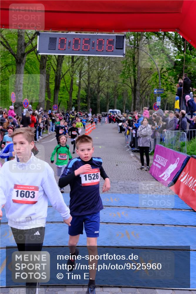 19.04.2026 - Hammer Lauf Tim E. http://msf.ph/oto/9525960 19.04.2026 09:26:34 Ziel 458, 633, 1154, 1173, 1191, 1223, 1325, 1396, 1398, 1526, 1538, 1603, 1637, 1652, 1811, 1915 meine-sportfotos.de