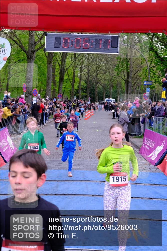 19.04.2026 - Hammer Lauf Tim E. http://msf.ph/oto/9526003 19.04.2026 09:26:39 Ziel 458, 840, 1173, 1191, 1223, 1325, 1449, 1522, 1538, 1637, 1651, 1652, 1804, 1811, 1886, 1915 meine-sportfotos.de