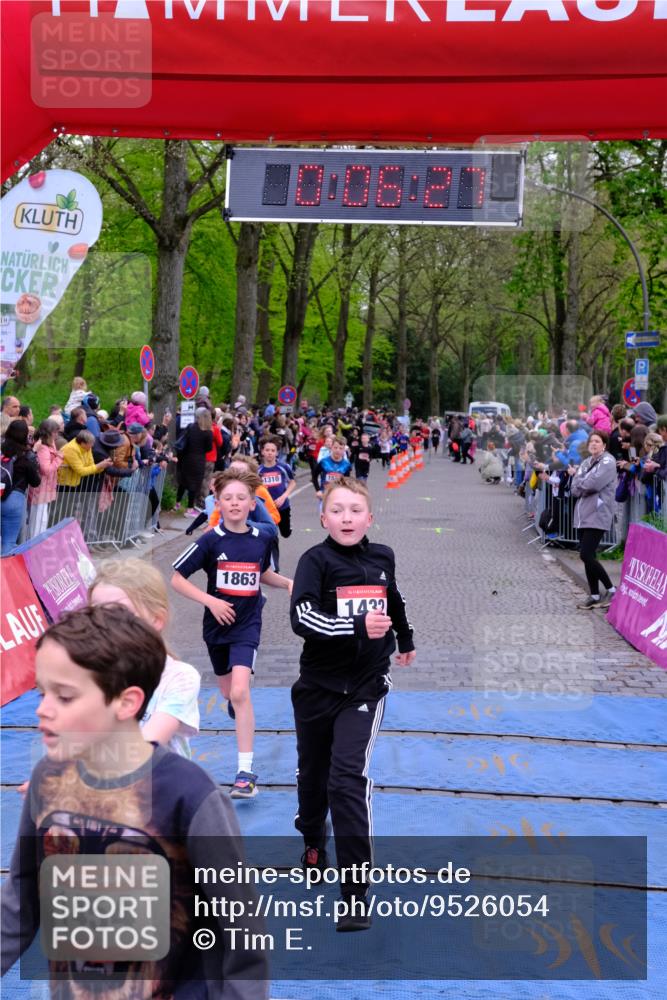 19.04.2026 - Hammer Lauf Tim E. http://msf.ph/oto/9526054 19.04.2026 09:26:55 Ziel 569, 694, 1051, 1178, 1310, 1355, 1432, 1439, 1445, 1454, 1478, 1531, 1534, 1702, 1822, 1863, 1875 meine-sportfotos.de