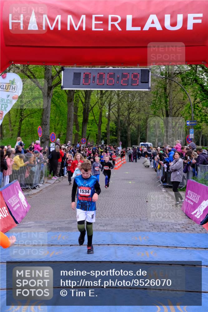 19.04.2026 - Hammer Lauf Tim E. http://msf.ph/oto/9526070 19.04.2026 09:26:58 Ziel 447, 1178, 1310, 1355, 1432, 1439, 1445, 1478, 1530, 1531, 1534, 1702, 1805, 1810, 1822, 1863 meine-sportfotos.de