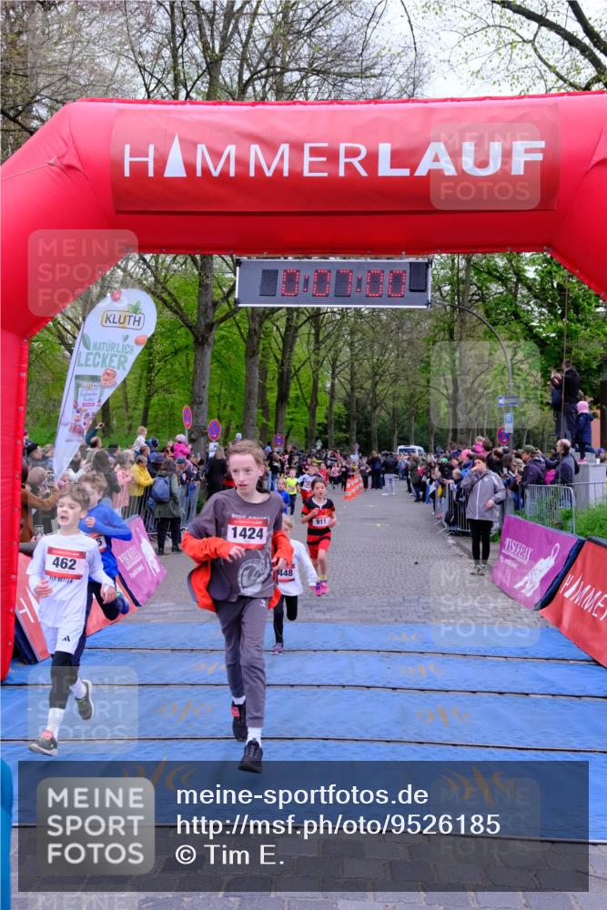 19.04.2026 - Hammer Lauf Tim E. http://msf.ph/oto/9526185 19.04.2026 09:27:28 Ziel 462, 586, 884, 893, 911, 1222, 1225, 1306, 1408, 1424, 1448 meine-sportfotos.de
