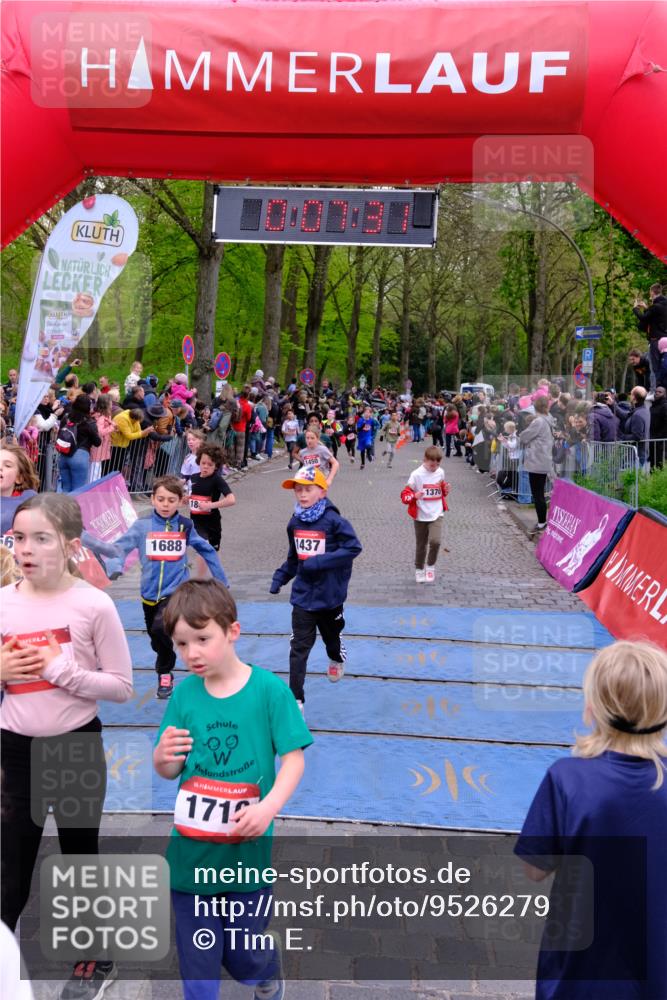 19.04.2026 - Hammer Lauf Tim E. http://msf.ph/oto/9526279 19.04.2026 09:27:59 Ziel 597, 598, 965, 1023, 1128, 1156, 1370, 1372, 1425, 1427, 1436, 1437, 1450, 1503, 1529, 1544, 1619, 1661, 1688, 1716, 1746, 1838, 1846, 1855, 1890 meine-sportfotos.de