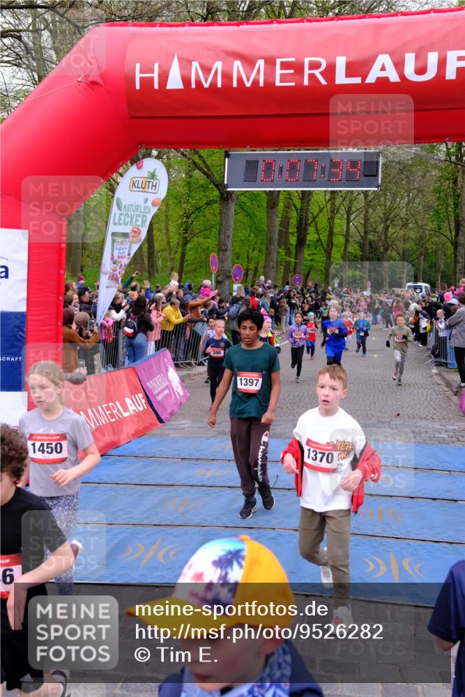 19.04.2026 - Hammer Lauf Tim E. http://msf.ph/oto/9526282 19.04.2026 09:28:02 Ziel 597, 598, 965, 1128, 1156, 1213, 1370, 1372, 1437, 1450, 1458, 1503, 1529, 1619, 1635, 1658, 1661, 1688, 1716, 1838, 1846, 1855 meine-sportfotos.de