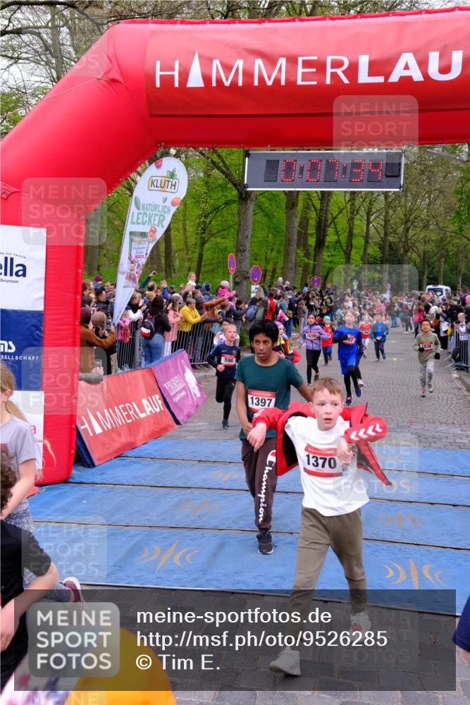 19.04.2026 - Hammer Lauf Tim E. http://msf.ph/oto/9526285 19.04.2026 09:28:02 Ziel 597, 598, 965, 1128, 1156, 1213, 1370, 1372, 1437, 1450, 1458, 1503, 1529, 1619, 1635, 1658, 1661, 1688, 1716, 1838, 1846, 1855 meine-sportfotos.de